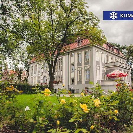 Hotel Willa Starosty Międzyrzecz Buitenkant foto